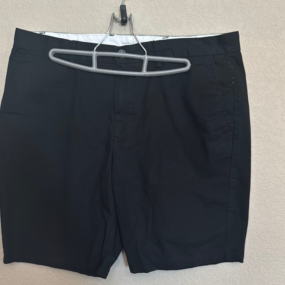 Men's Old Navy Ultimate Slim Black Chino Shorts
